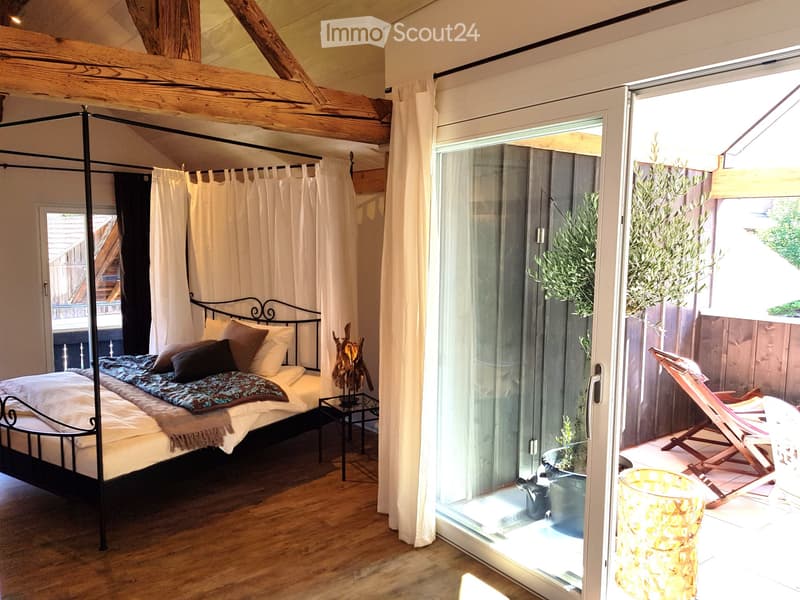 240 m2 auf 2 Etagen, 4,5 Zimmer, modern, zentral, ruhig (1)