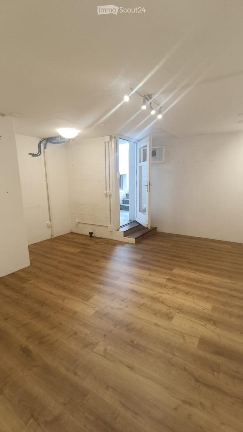Moderner, vielseitiger Hobbyraum  ca. 20 m² (4)
