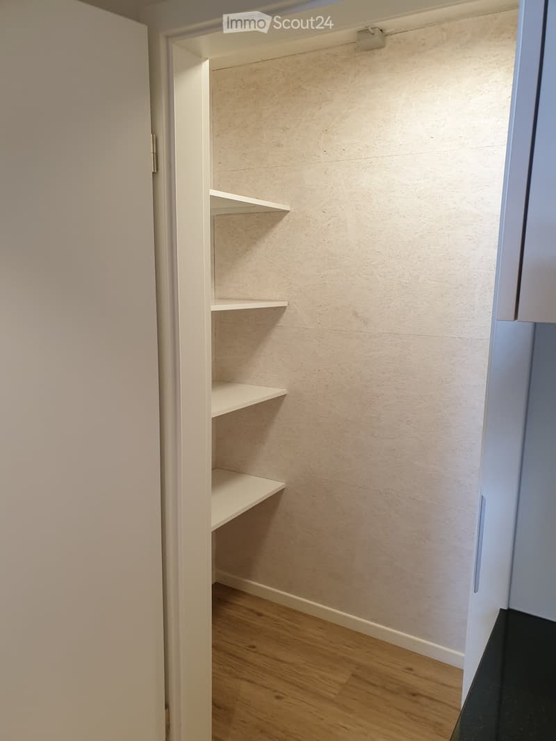 Schmuckes 1-Zimmer-Studio mit Reduit zu vermieten (3)