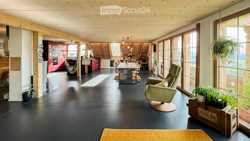 Charmante 4½-Zimmer-Wohnung (180m2) im Grünen in Burgistein (3)
