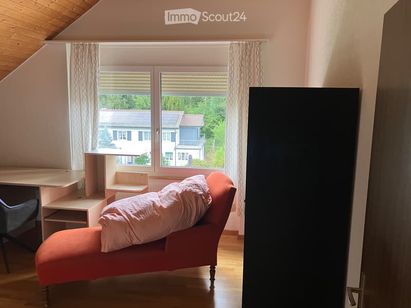 Vermietung 3.5 Zimmer Dachwohnung (4)