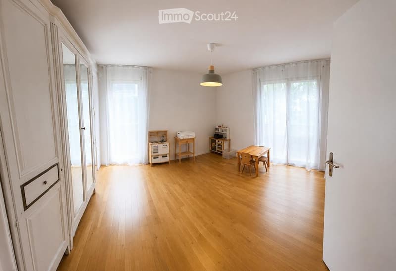 Nachmieter gesucht 4.5 Zimmer-Gartenwohnung (3)