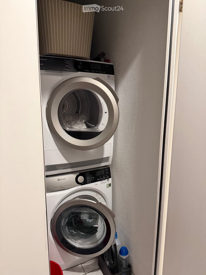 3.5-Zimmer-Maisonettewohnung Mobliert (4)