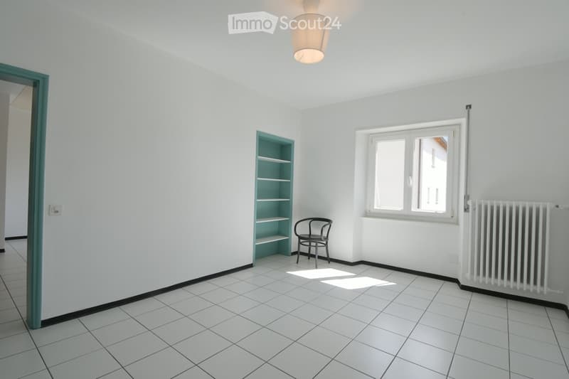 APPARTAMENTO 4.5 LOCALI A GORDOLA (3)