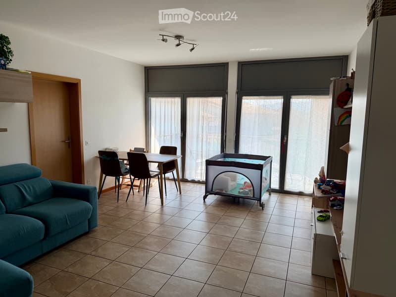 CERCASI SUBENTRANTE per 4.5 locali, S.Pietro di Stabio (1)