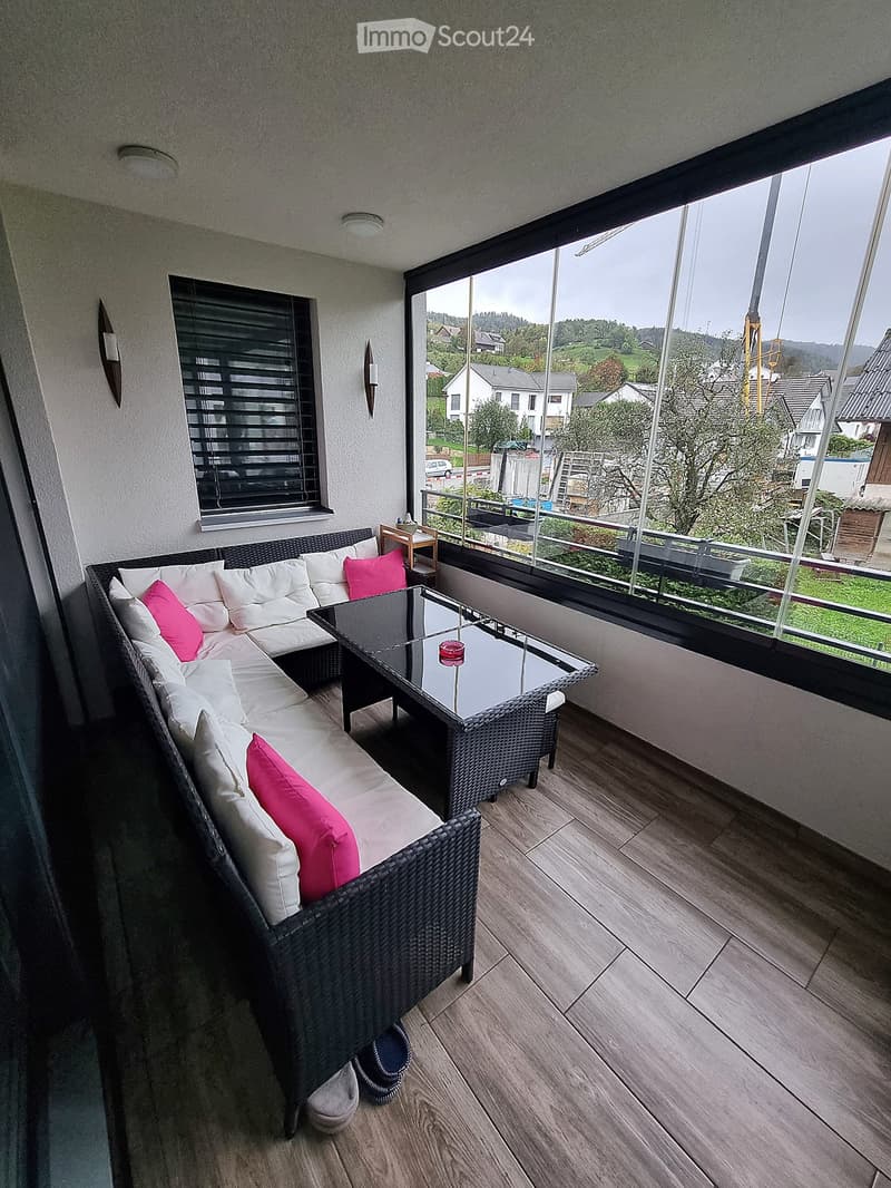 Luxuriöse 4.5 Zimmer Wohnung in Bennwil (3)