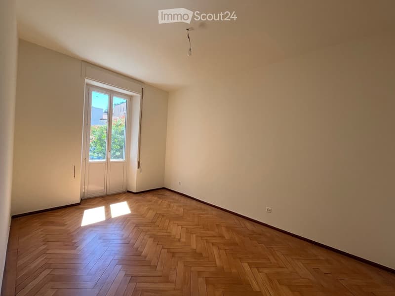 Appartamento /ufficio luminoso e rinnovato zona università (4)