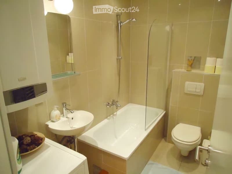 Un studio bien équipé disponible (5)