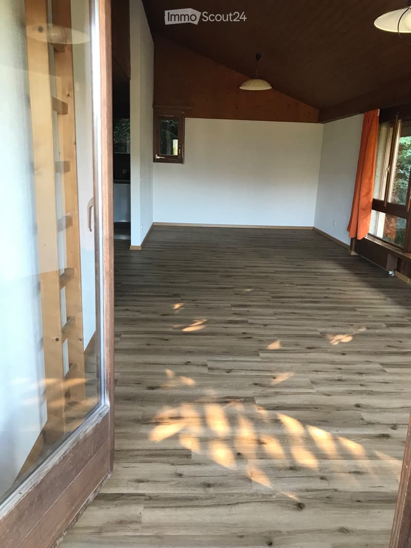 Studio zu vermieten mit schöner Aussicht. (3)