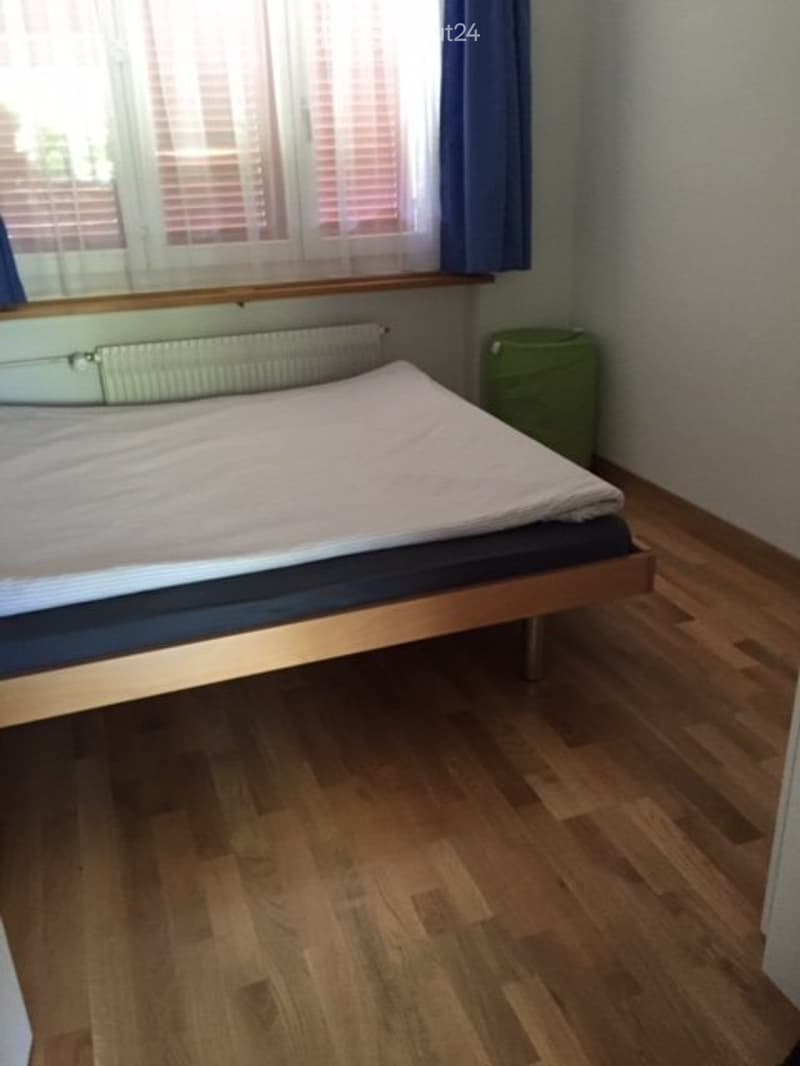 Schöne 3-Zimmer-Wohnung zu vermieten im Lehrerhaus (4)
