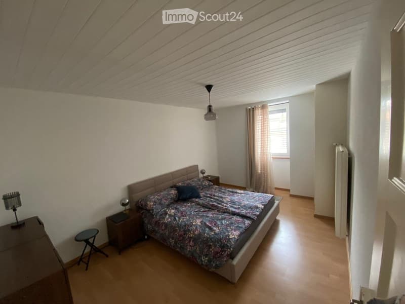 Charmante 3.5-Zimmer-Wohnung mit Cheminée (4)