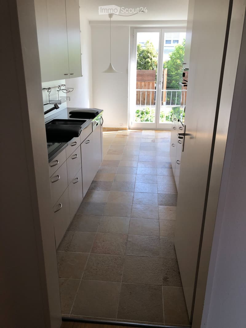 Geräumiges 7.5-Zimmer-Reihenhaus Ackerstrasse Volketswil (3)