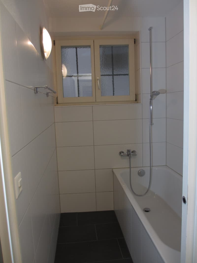 2.5 Ziwhg / Geschäftsraum (4)