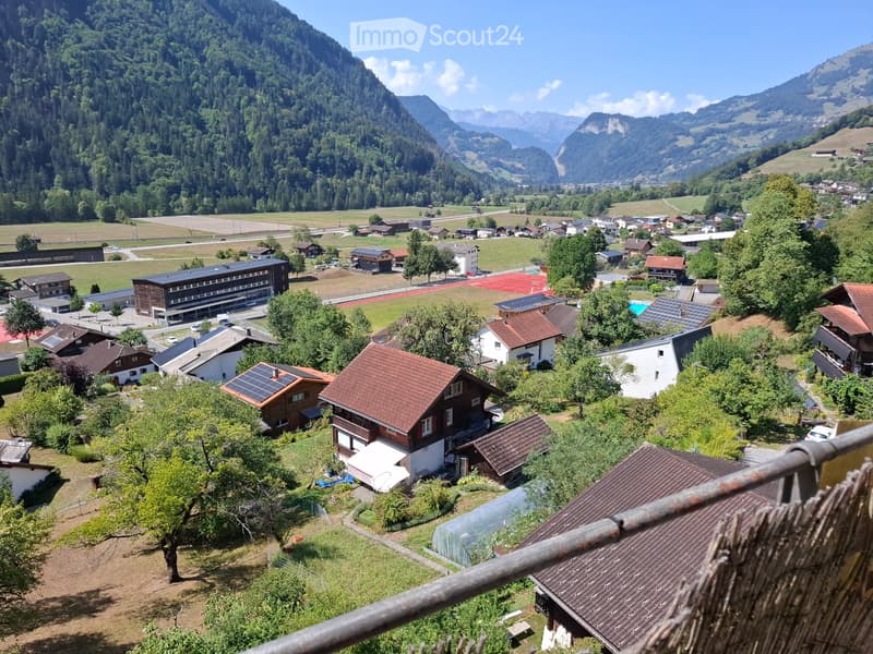 Ruhige, gemütliche 3.5 Zimmerwohnung mit Aussicht (1)