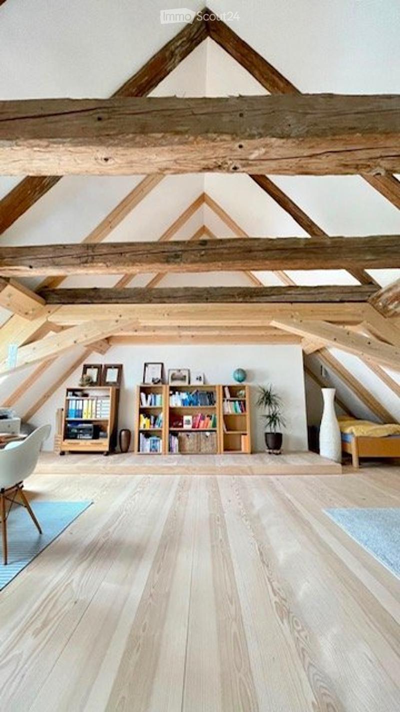 Wunderschöne 3.5 Maisonette Wohnung in Zungzen zu vermieten (5)