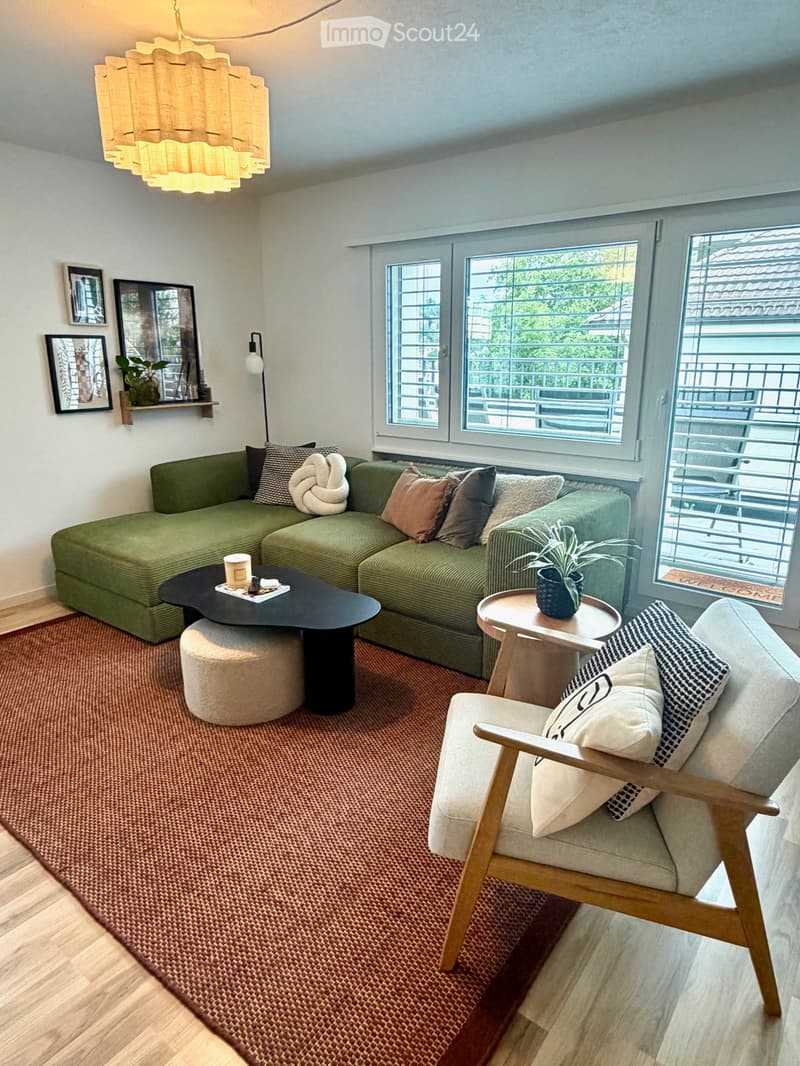 Schöne 3.5-Zimmer-Attikawohnung mit grossem Balkon in SG (1)