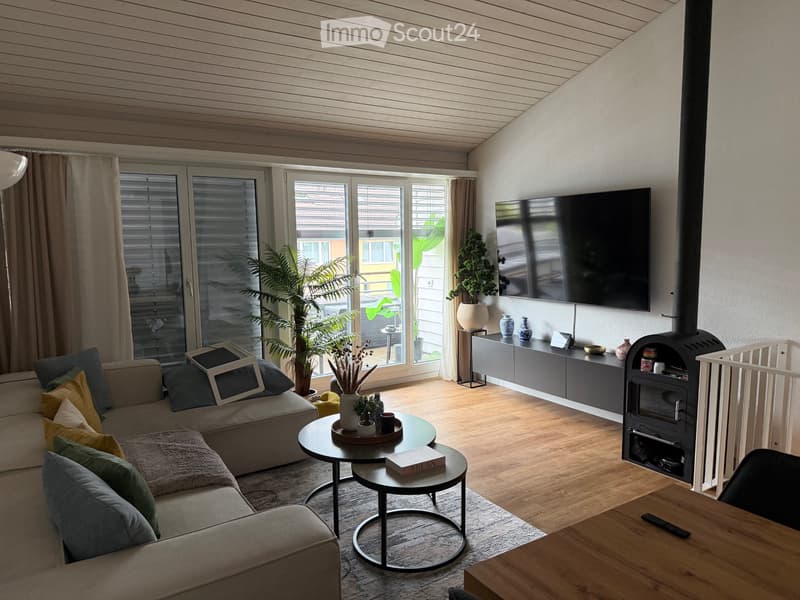 3.5-Zimmer-Maisonettewohnung Mobliert (1)