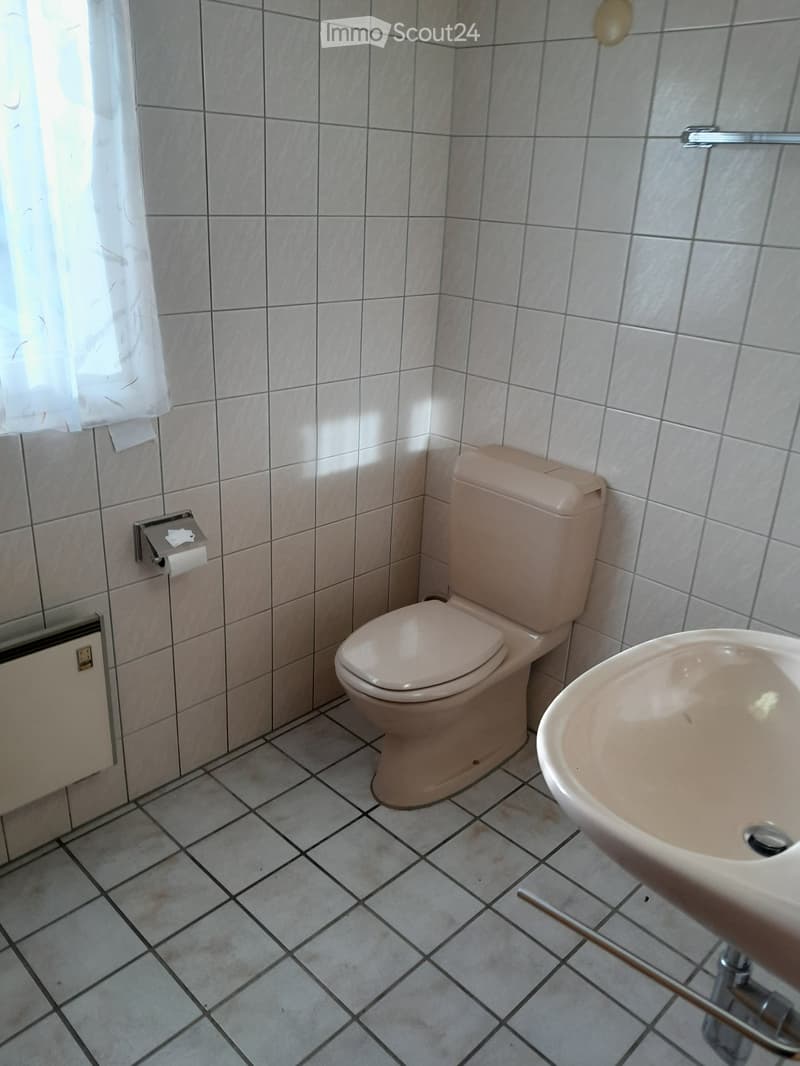 Wohnung zu vermieten (3)