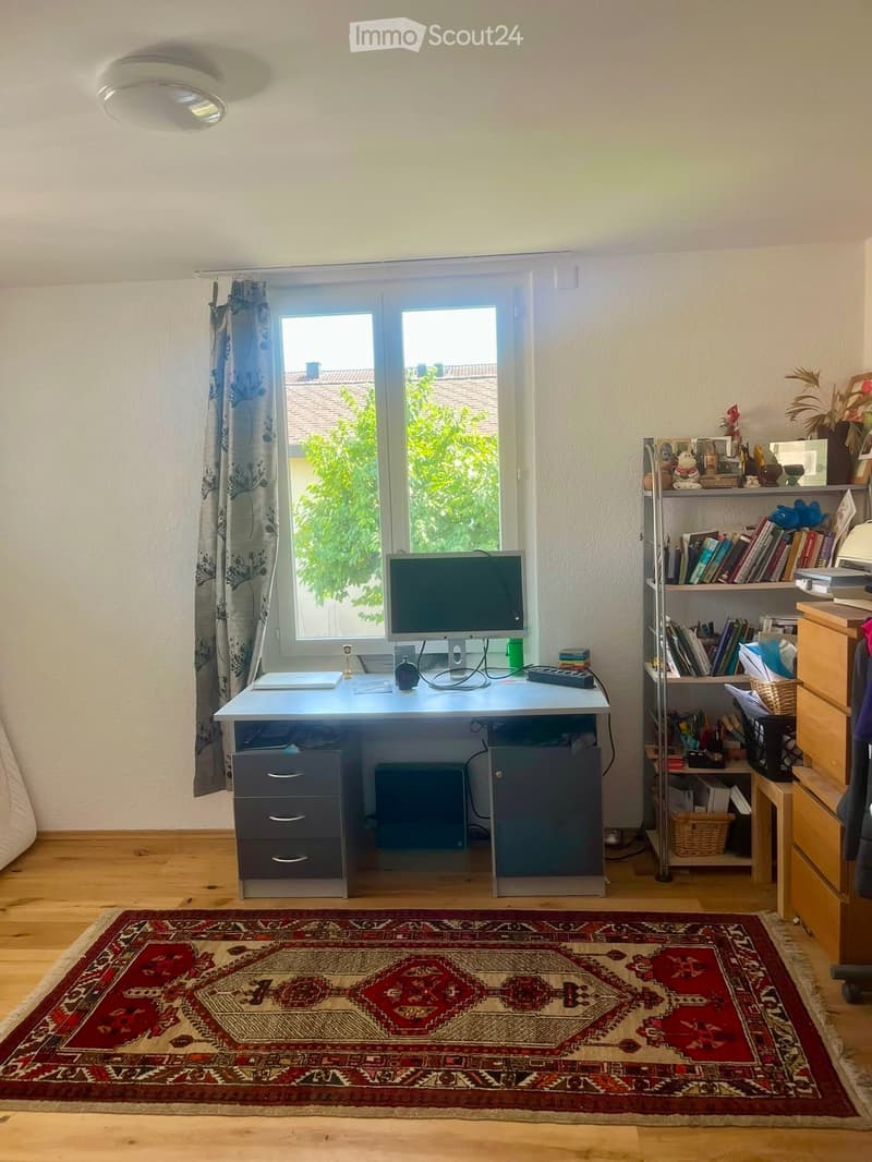 Moderne 3.5-Zimmerwohnung im EG mit Terrasse & Garten (2)