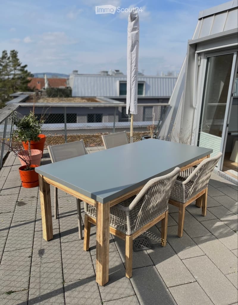 Moderne 2.5-Zimmer-Wohnung Nachmieter gesucht (3)