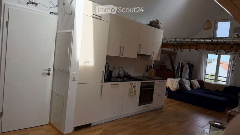Gemütliche Dachgeschosswohnung mit Balkon (1)