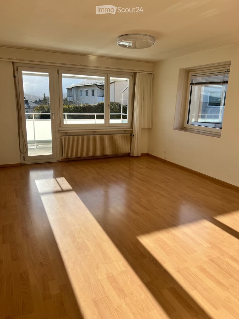 Helle Wohnung mit Weitblick - ruhig aber doch zentral (2)