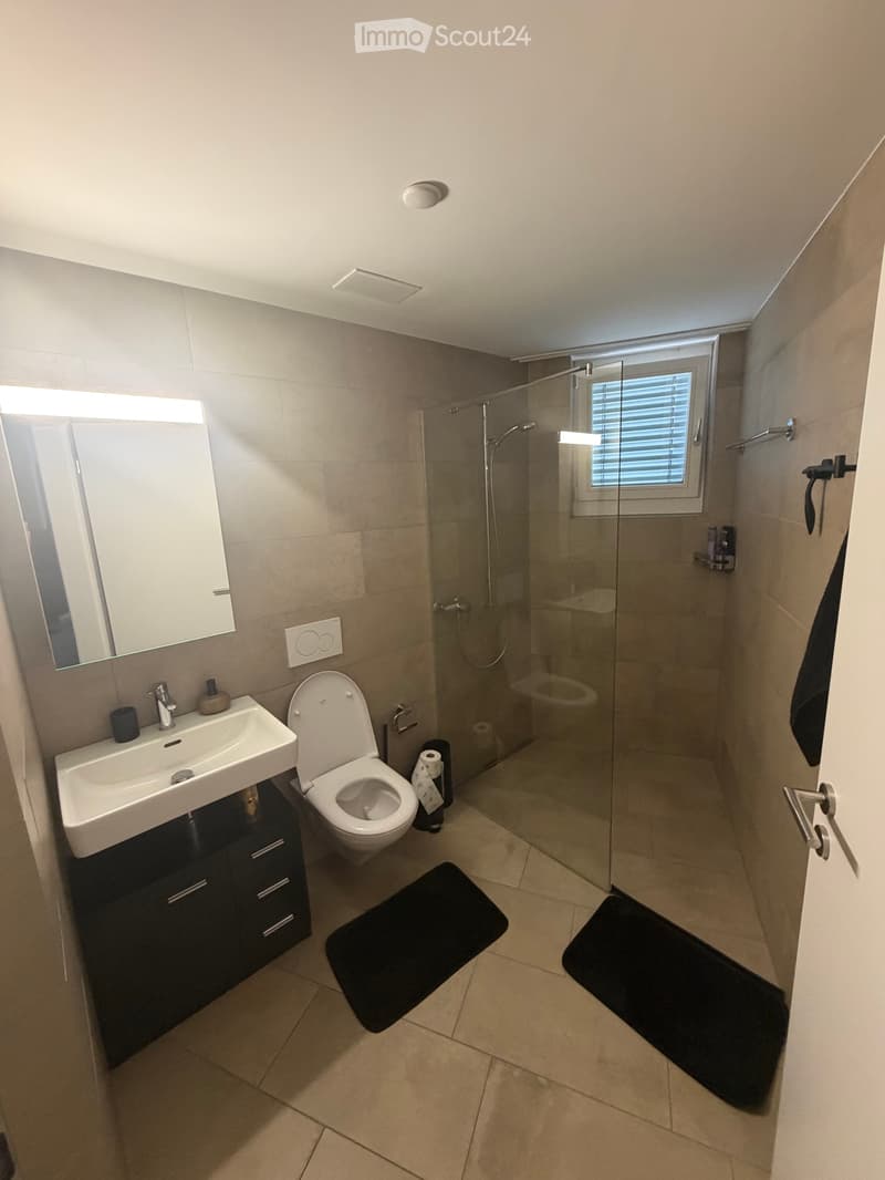Wohnung sucht neuen Mieter (1)