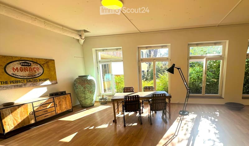 Riesige Loft-Wohnung mit Garten direkt am Rhein (2)