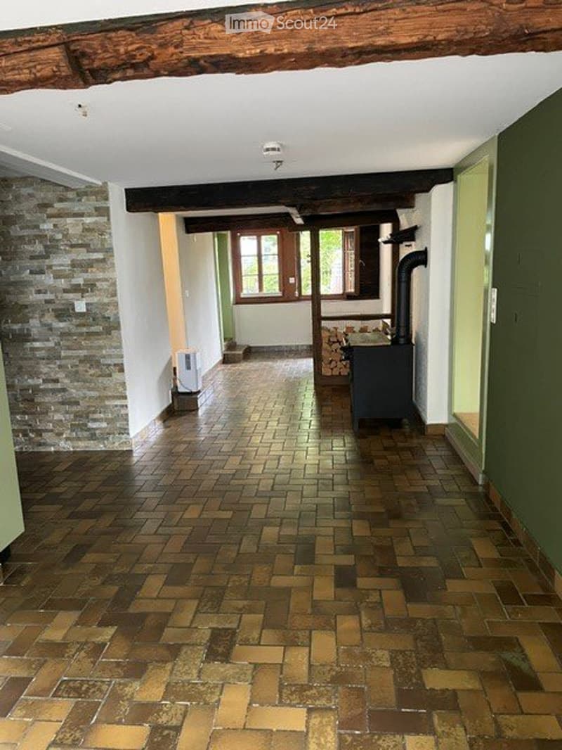Charmante 3.5 Zimmer-Wohnung in Hünibach (2 Minuten vom See) (5)