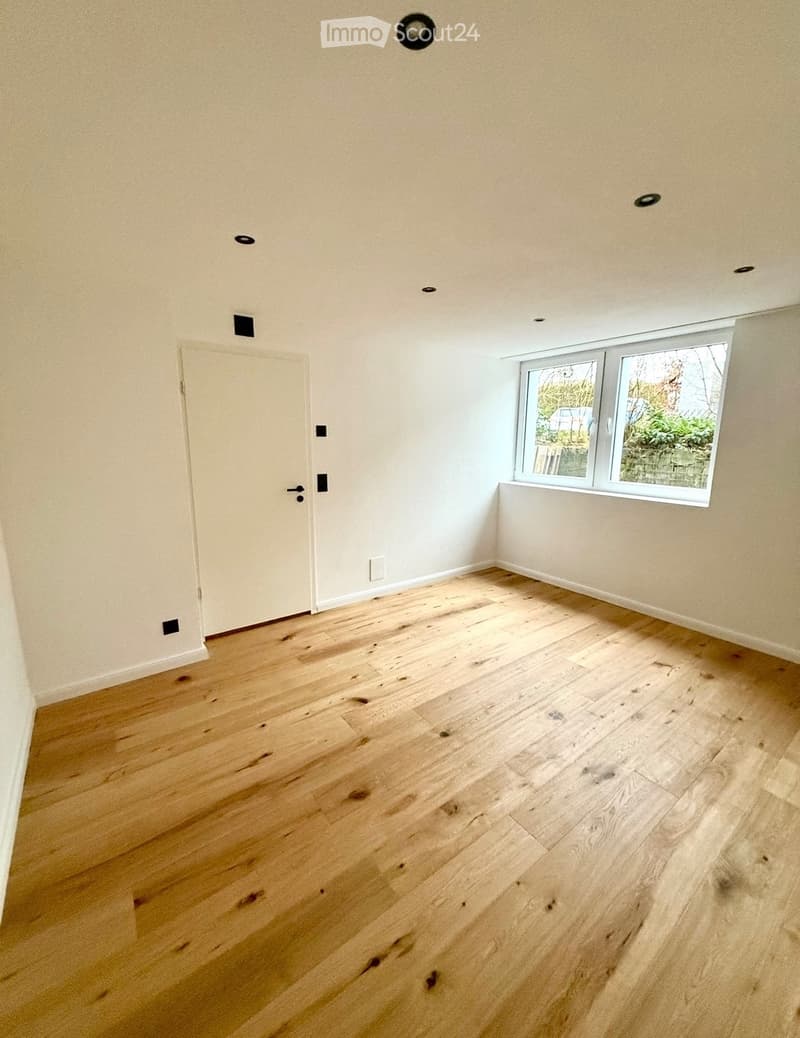 Moderne 3.5-Zimmer-Souterrainwohnung mit Garten, Smart Home (4)
