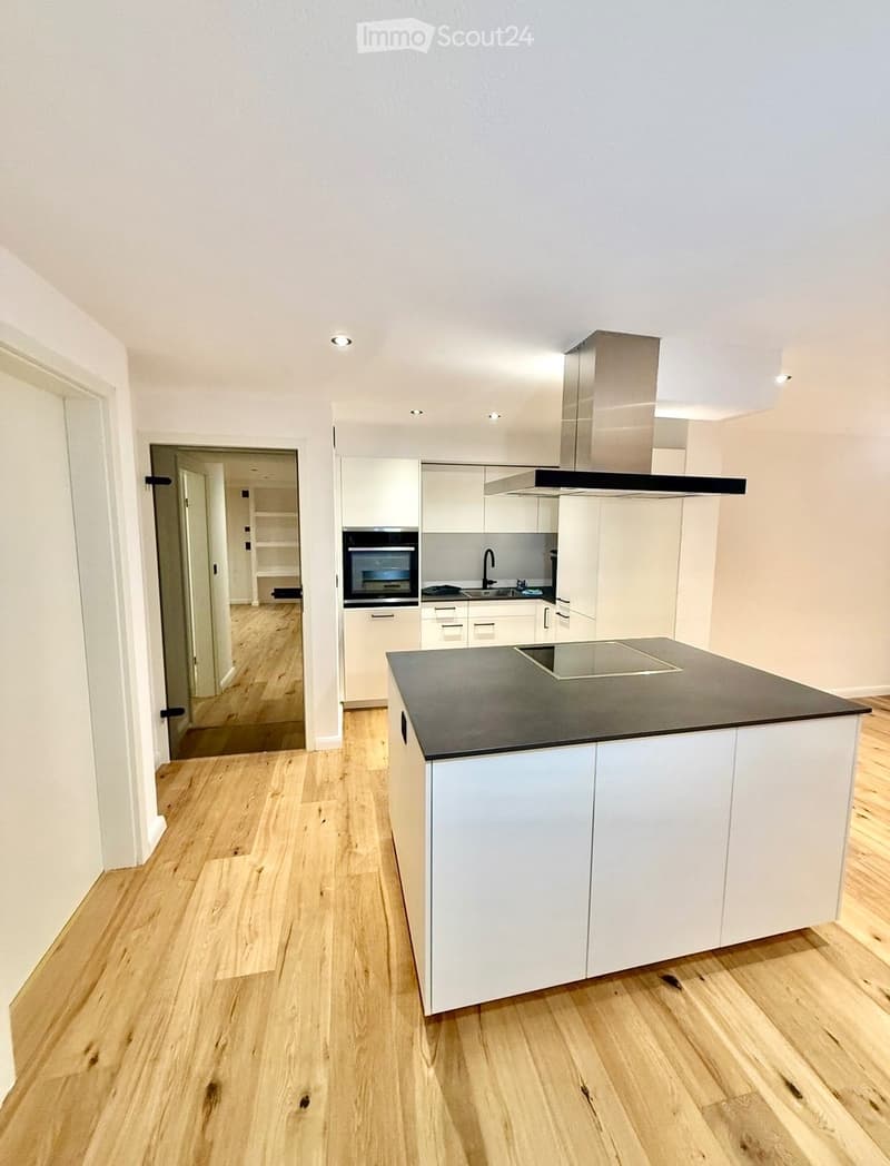 Moderne 3.5-Zimmer-Souterrainwohnung mit Garten, Smart Home (2)