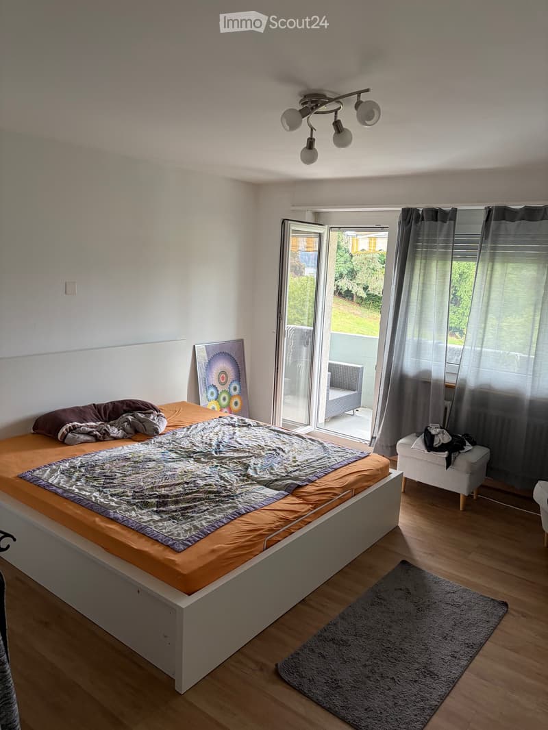 Helle 4-Zimmer-Wohnung mit Balkon (5)