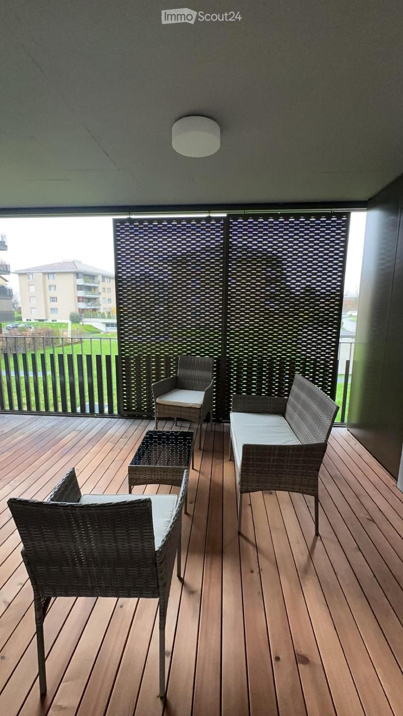Nachmieter gesucht per 1. Okt. 2.5-Zimmer-Whg (4)