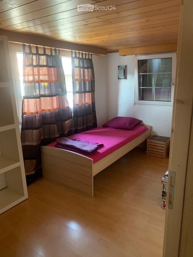 Günstigste Möbliertes Monats Zimmer (1)