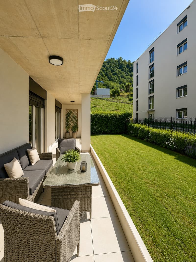 Moderno appartamento con giardino privato e terrazza (5)