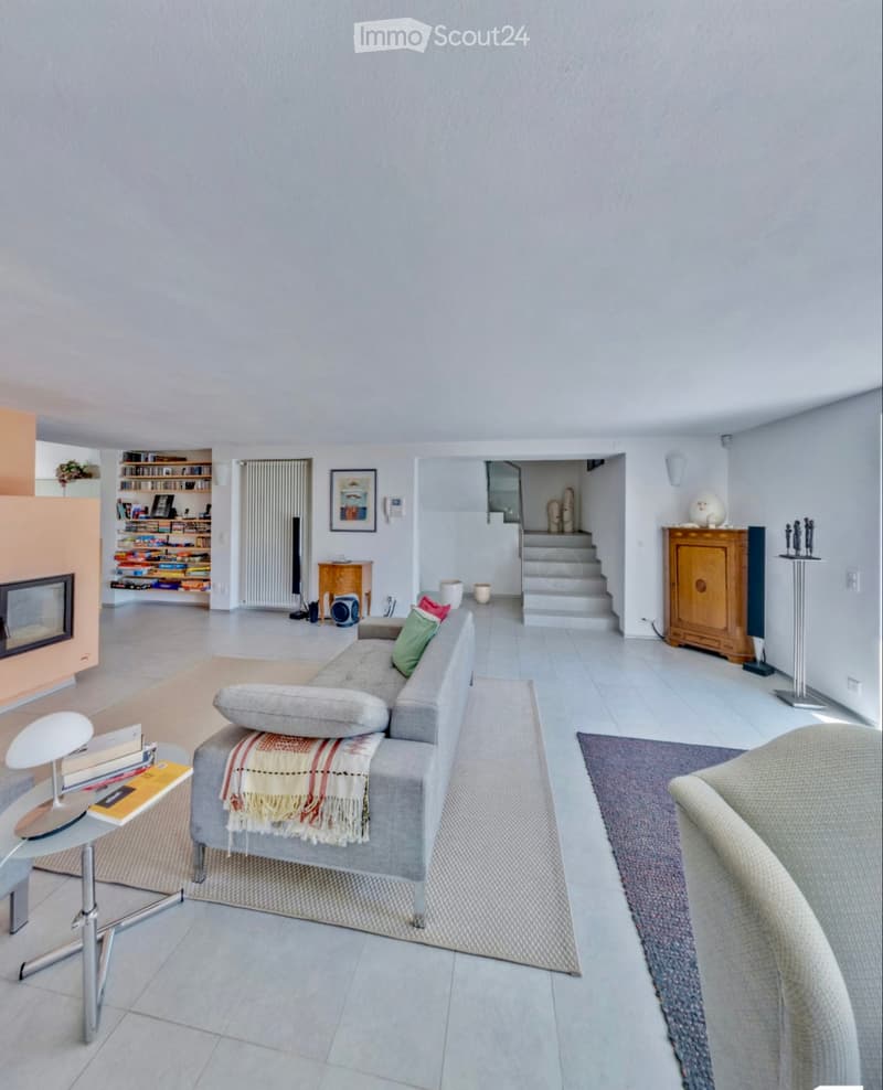 Villa nel verde con grande piscina su 8747m2 (3)