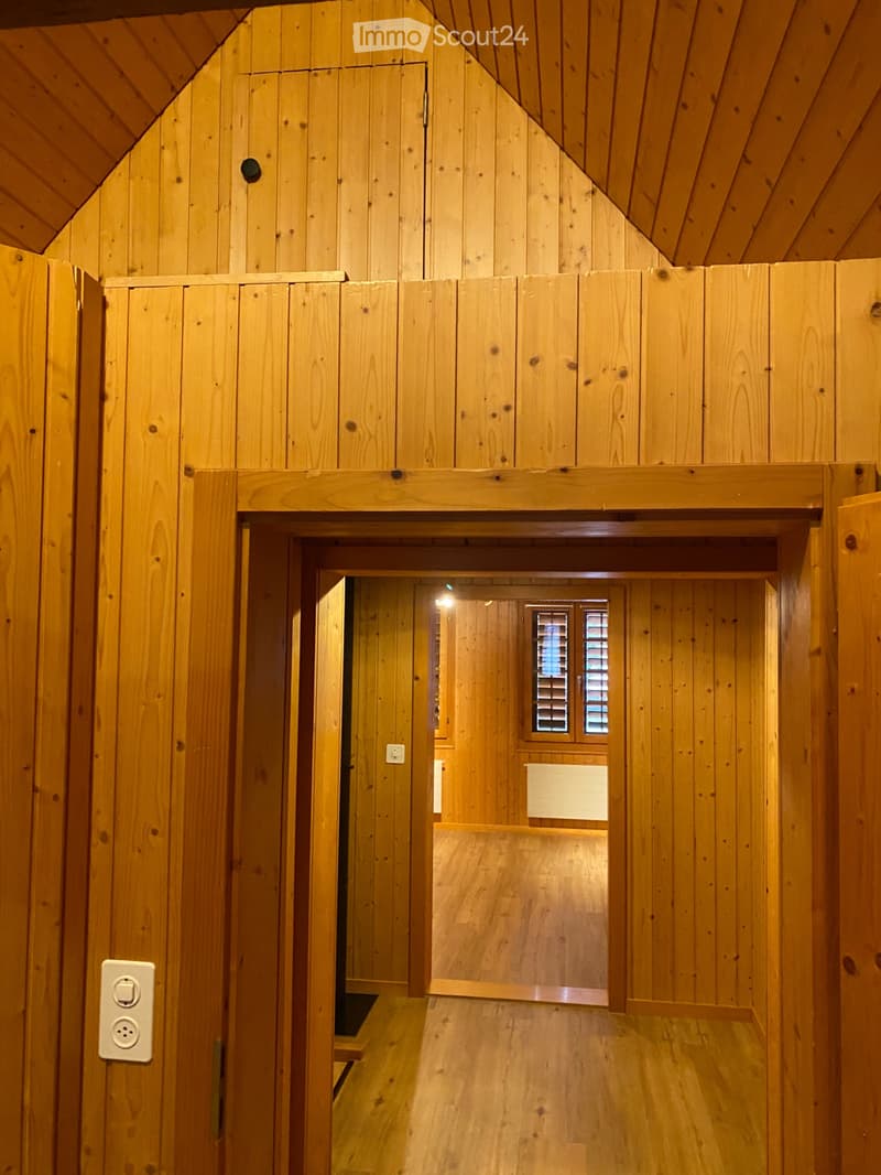 vermiete eine schöne 5.5 Zimmer Wohnung per 1.10.26 (4)