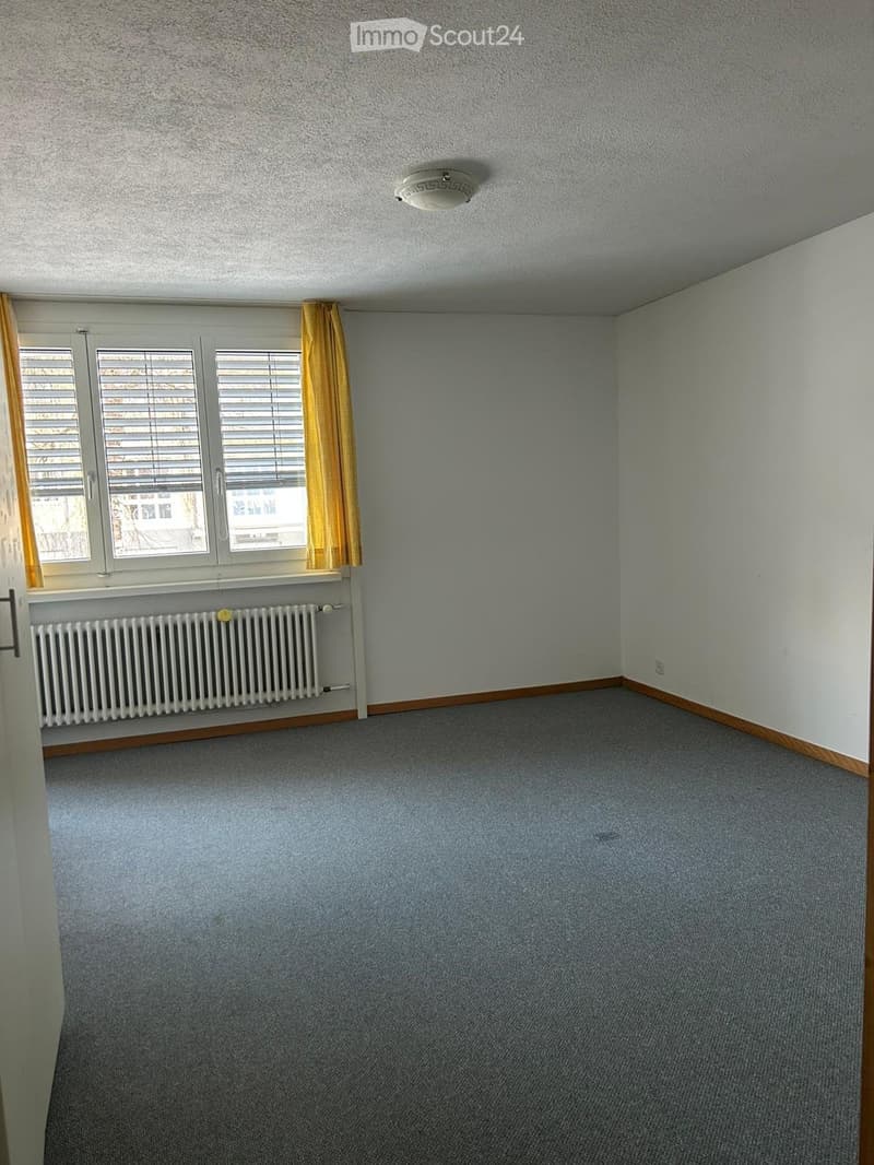 Zimmer in 5 Zi Wohnung (1)