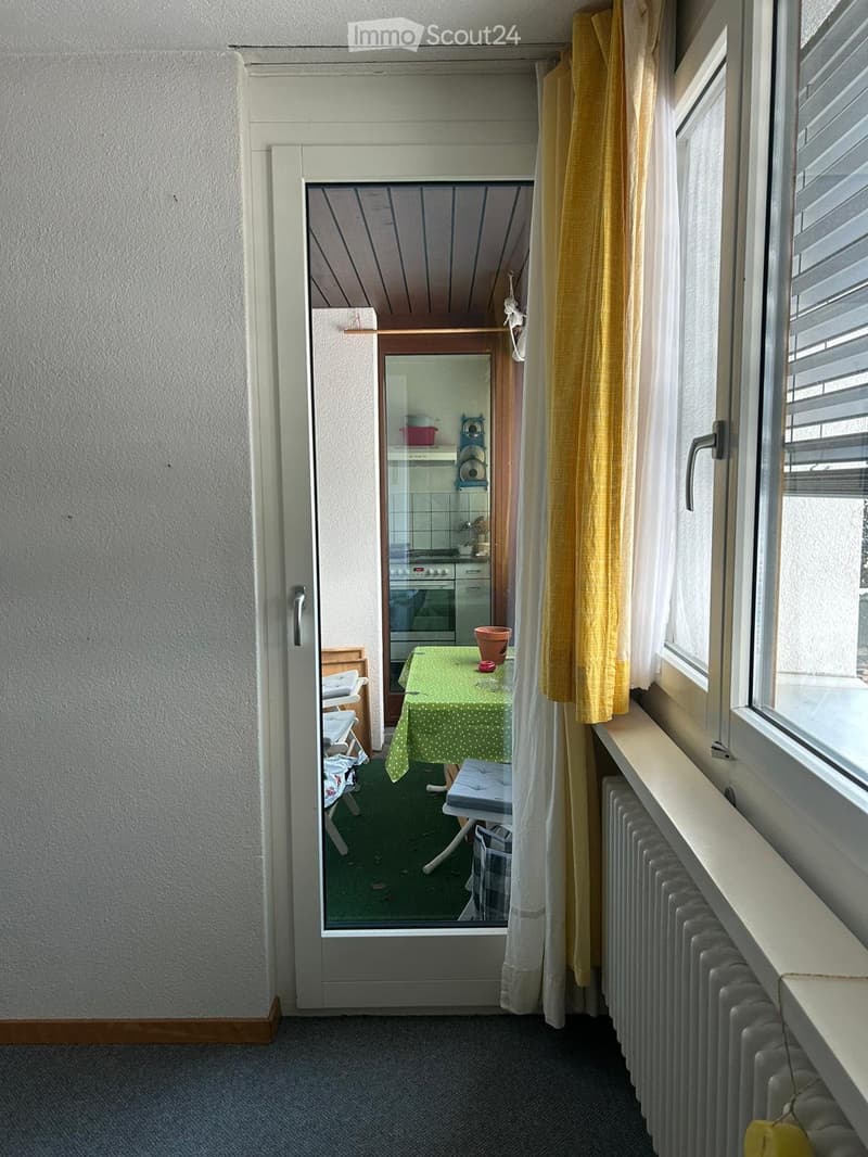 Zimmer in 5 Zi Wohnung (2)