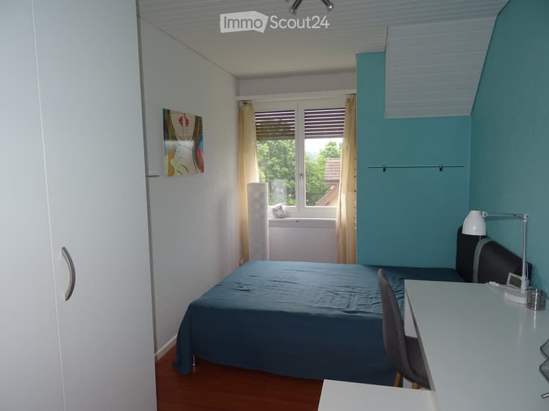 Zimmer möbliert zum Vermieten (1)