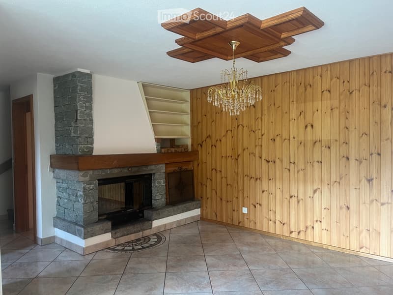 Casa dabitazione indipendente con ampio giardino (4)