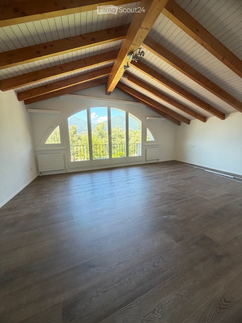 Ampio appartamento duplex 4.5 locali a Magadino (1)