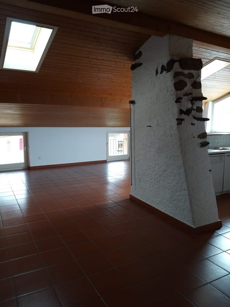 Appartamento in casa di nucleo (2)