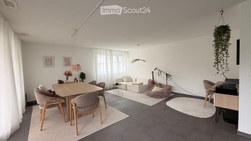 Ab 01.11. SONNIGE RUHIGE 3.5-Zimmer Wohnung (1)