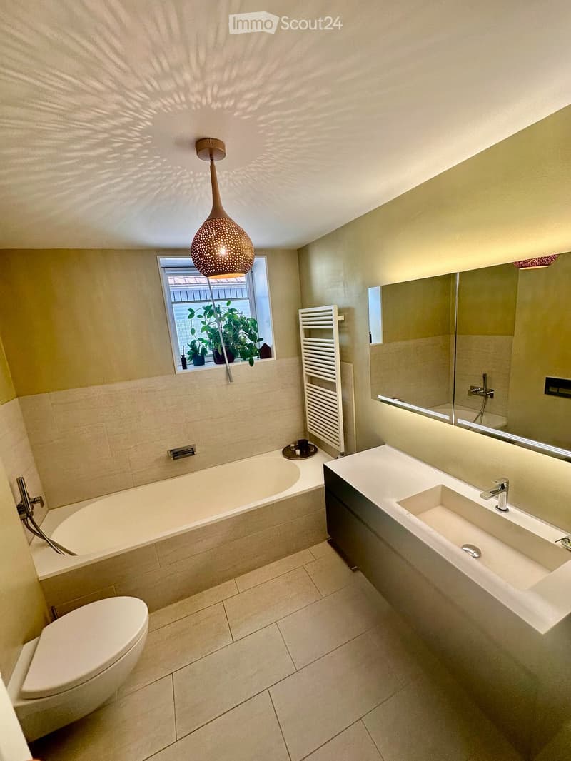 Furnished Family Maisonette with Garden & Private Guesthouse (4)