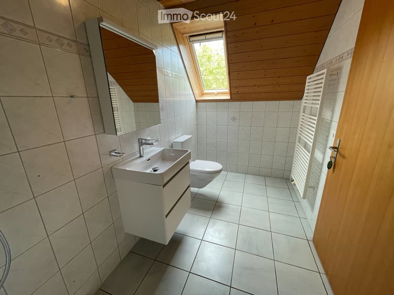 3,5 Zi.-Wohnung in Bauernhaus zu vermieten (2)