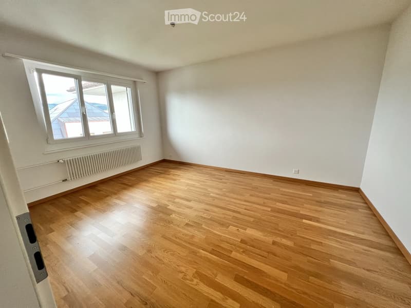 Thun, helle 3.5-Zimmerwohnung im 3. OG mit Süd-Balkon (4)