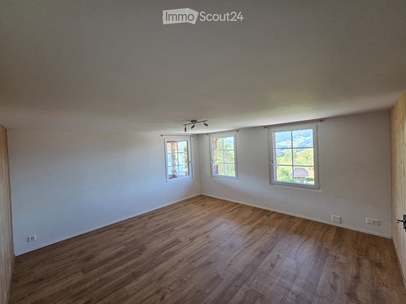 Schön gelegene 3 1/2 Zimmer-Mietwohnung ab Okt. verfügbar (1)