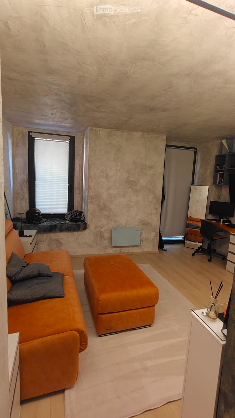 1.5 locali ammobiliato a Maroggia (4)