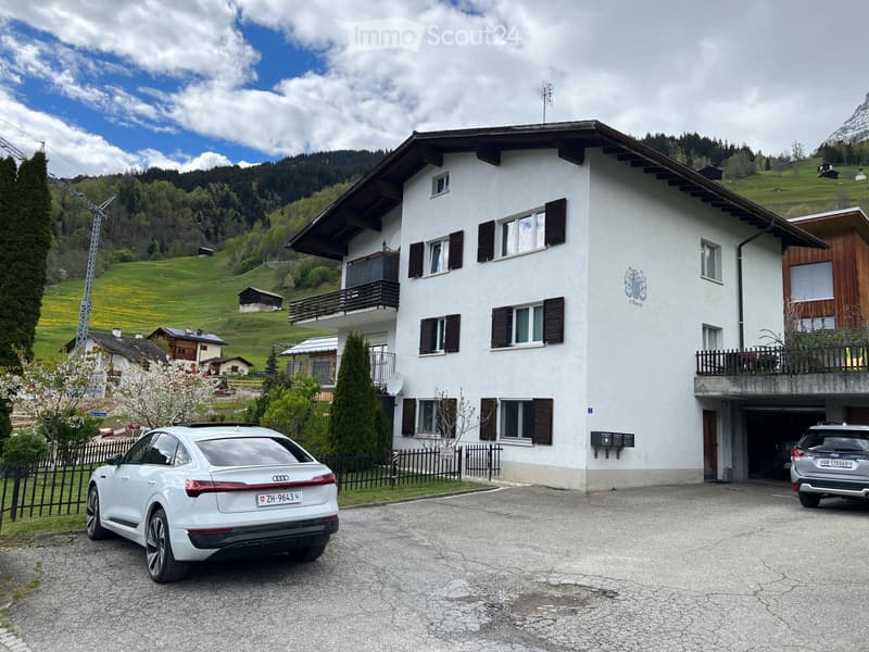 4,5 Zimmer Wohnung in Rabius (1)